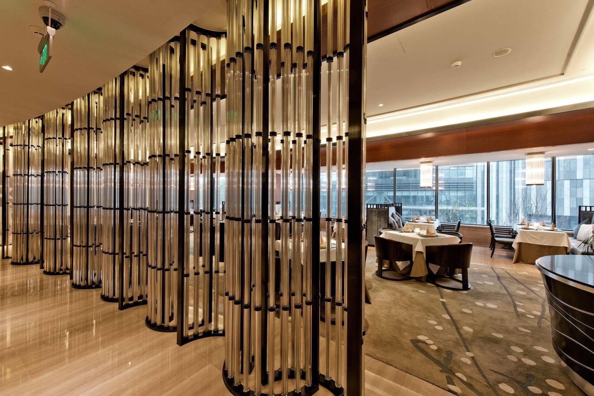 Pullman Shanghai Xuhui Экстерьер фото