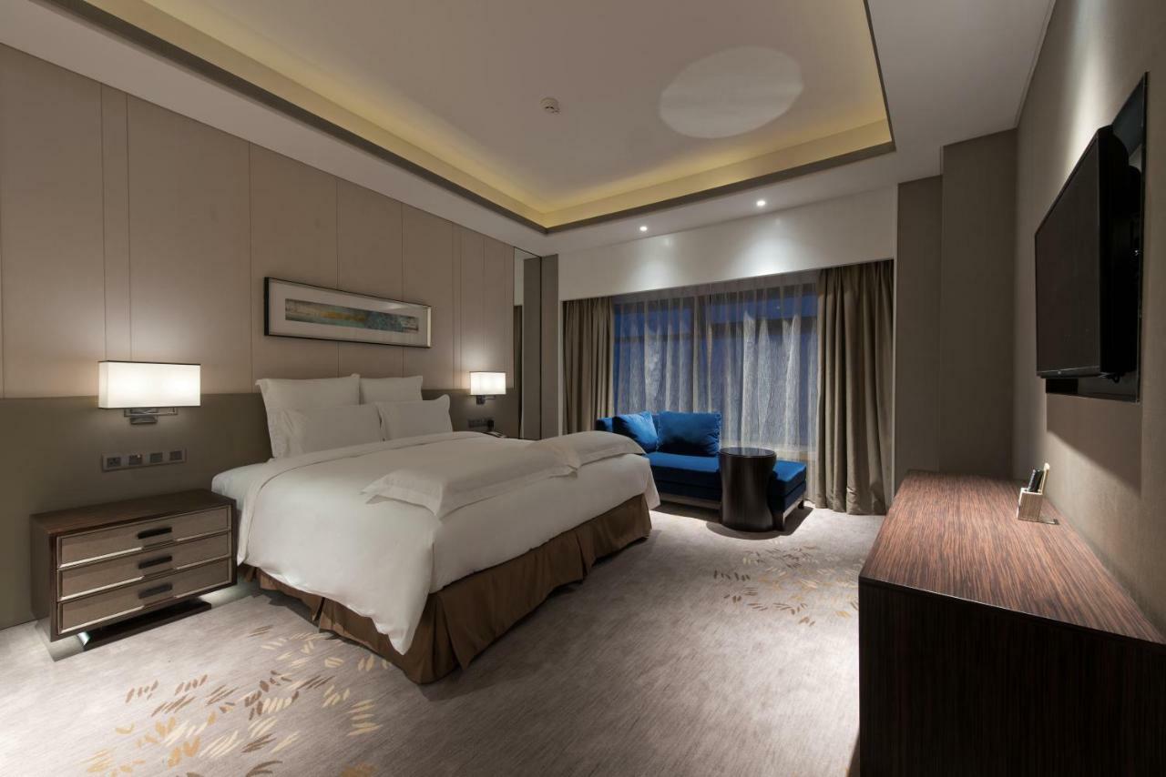 Pullman Shanghai Xuhui Экстерьер фото